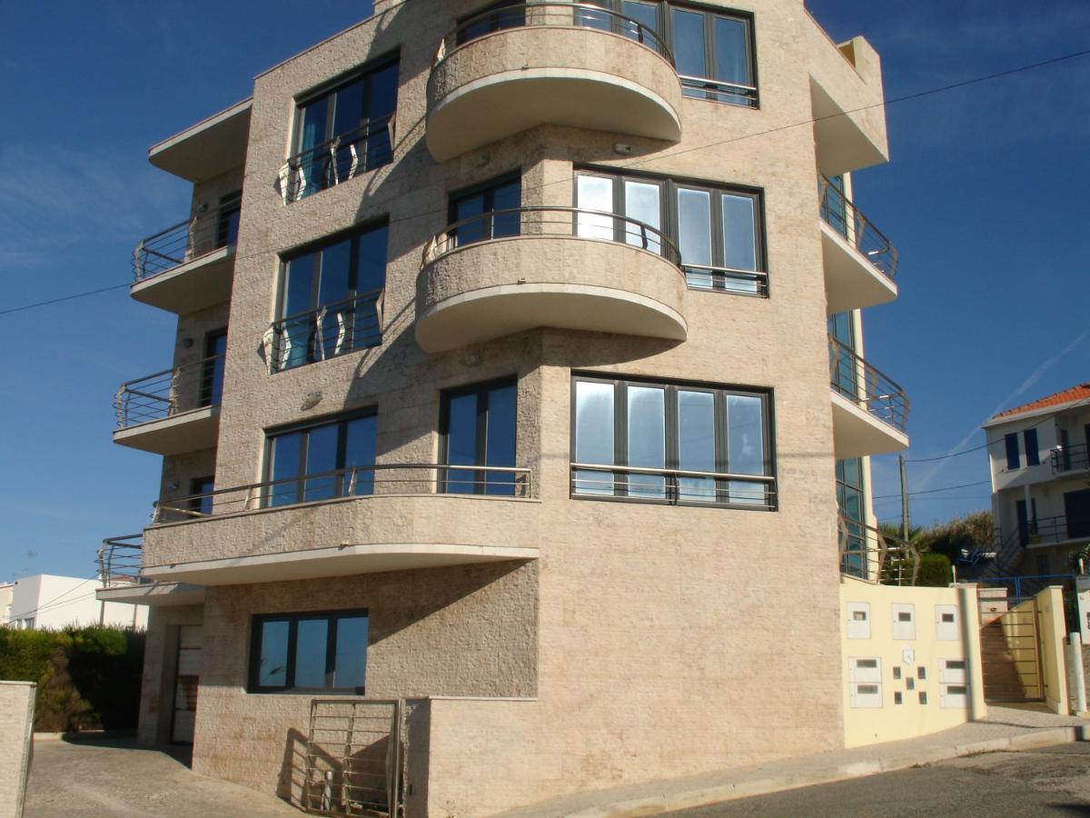 Design Apartments Ericeira Bagian luar foto